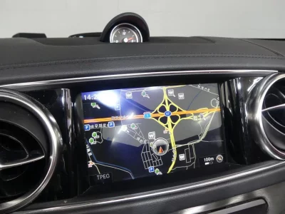 Mercedes-Benz SL-Class