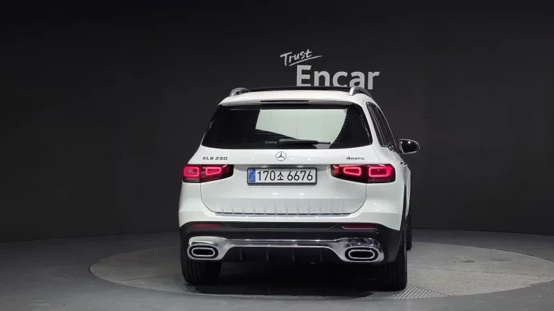 Mercedes-Benz GLB-Class