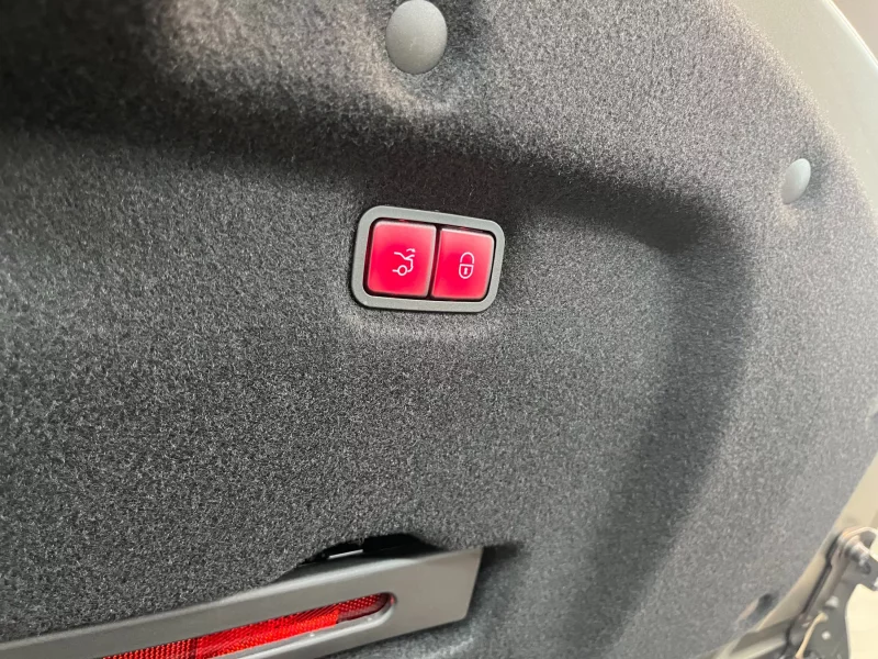 Mercedes-Benz SL-Class