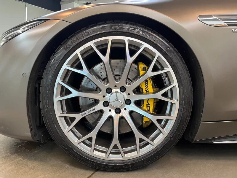 Mercedes-Benz SL-Class