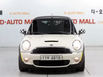 MINI Cooper Convertible