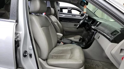 Kia OPIRUS