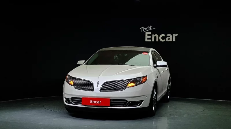 Lincoln MKS