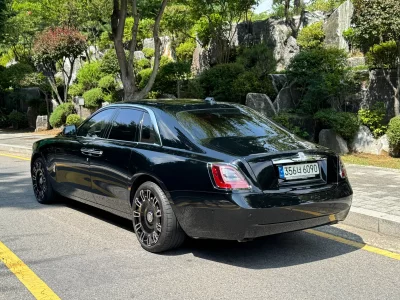 Rolls-Royce GHOST
