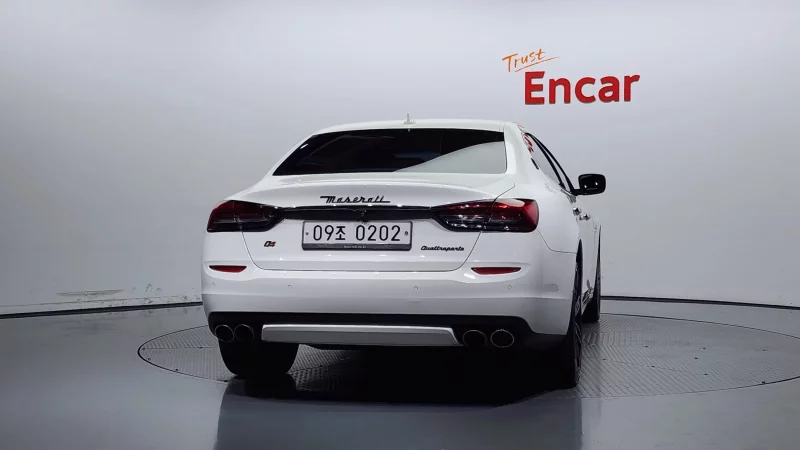 Maserati QUATTROPORTE