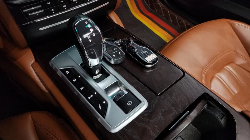 Maserati QUATTROPORTE