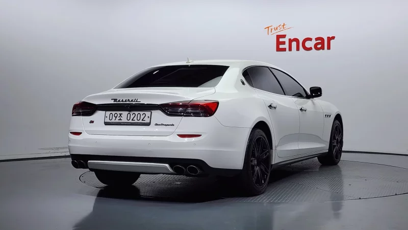 Maserati QUATTROPORTE