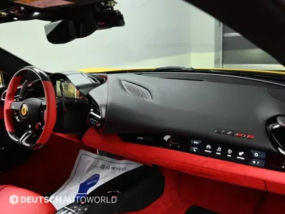 Ferrari 296