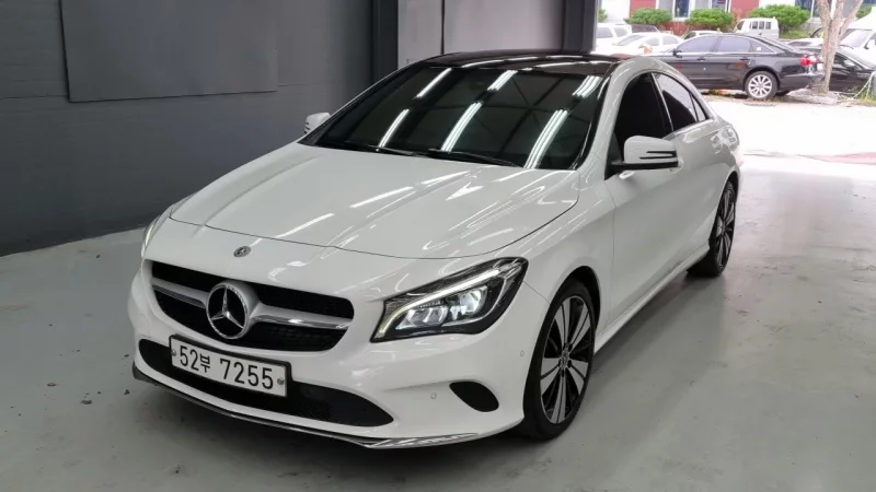 Mercedes-Benz CLA-Class