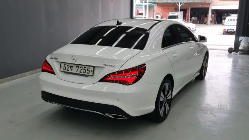 Mercedes-Benz CLA-Class