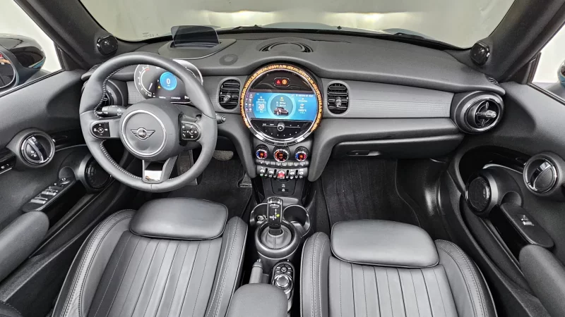 MINI Cooper Convertible