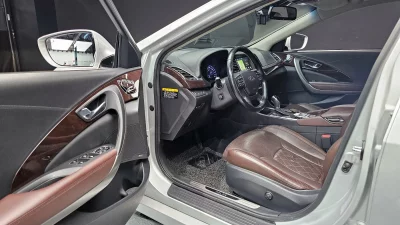 Hyundai Aslan