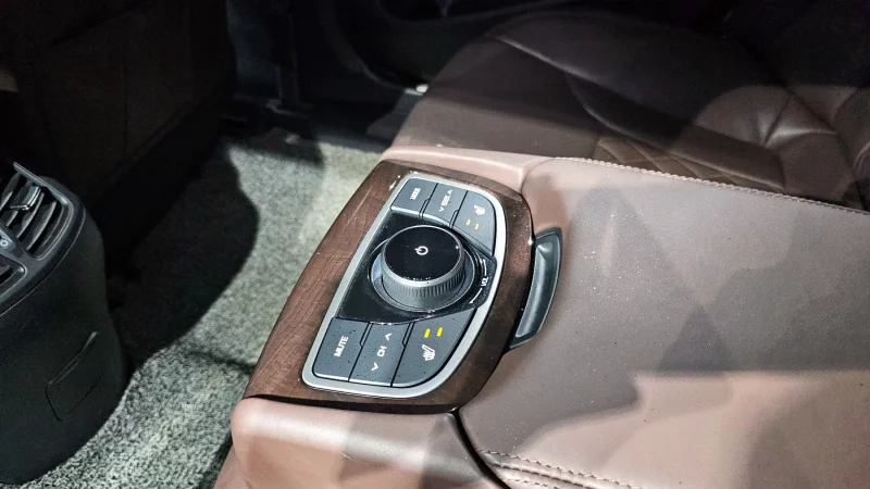 Hyundai Aslan