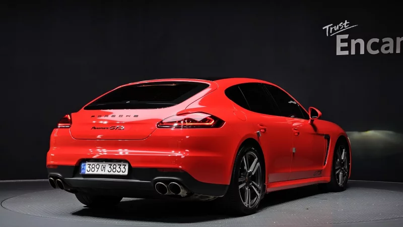 Porsche PANAMERA