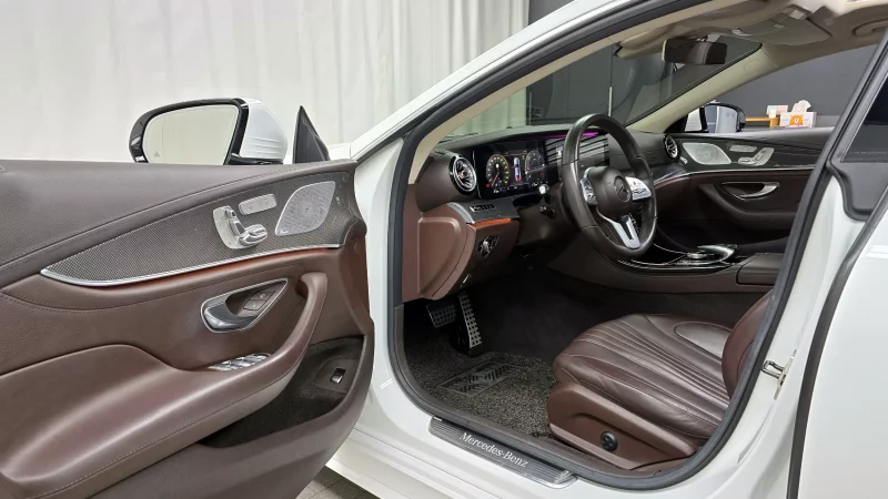 Mercedes-Benz CLS-Class