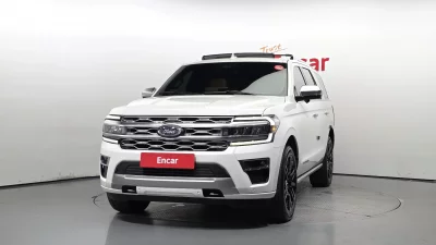 Ford EXPEDITION