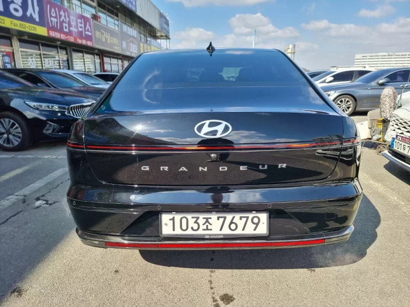 Hyundai Grandeur