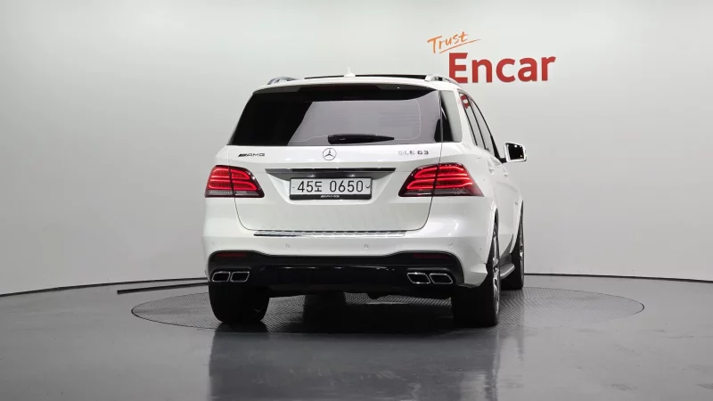 Mercedes-Benz GLE-Class