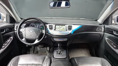 Hyundai Genesis