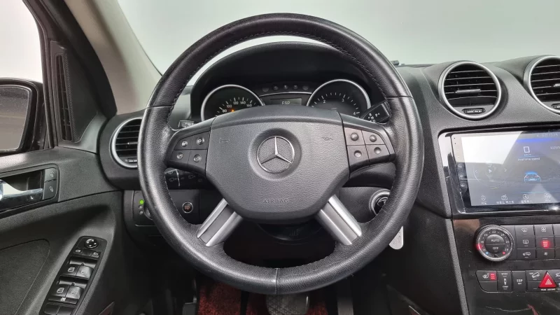 Mercedes-Benz M-class