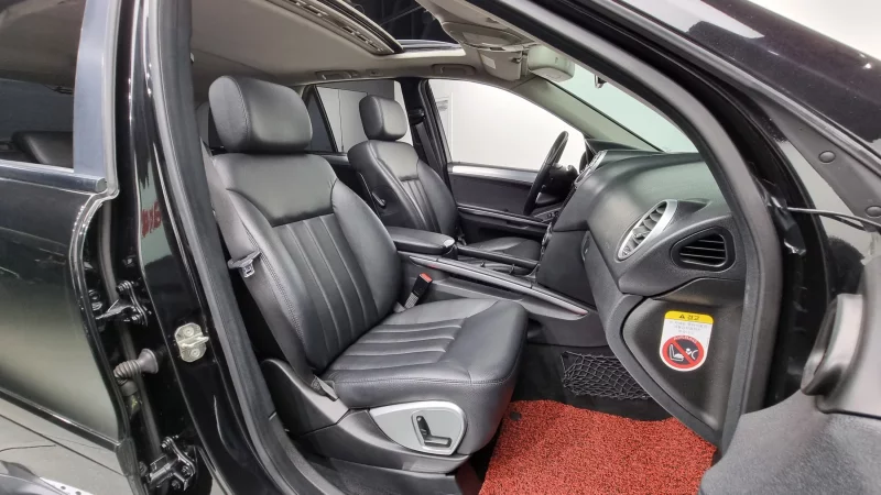 Mercedes-Benz M-class