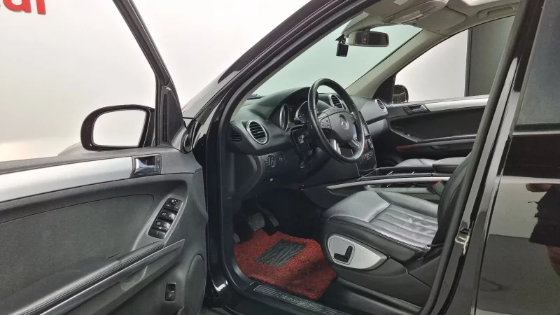 Mercedes-Benz M-class