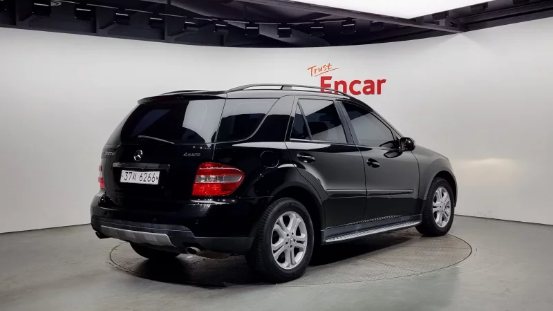 Mercedes-Benz M-class