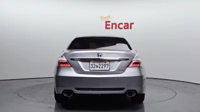 Honda LEGEND