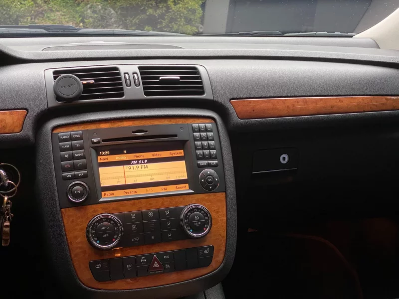 Mercedes-Benz R-Class