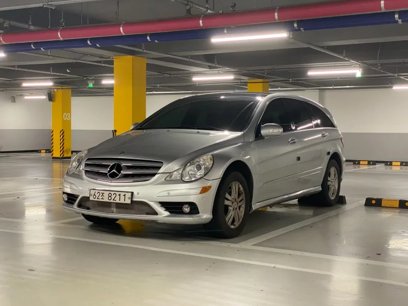 Mercedes-Benz R-Class