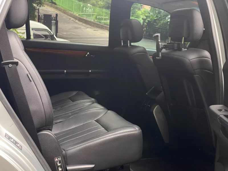 Mercedes-Benz R-Class