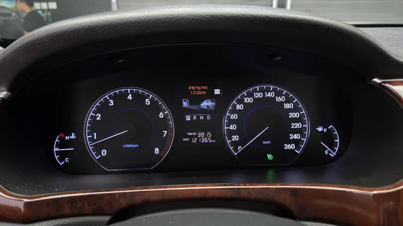 Hyundai Equus