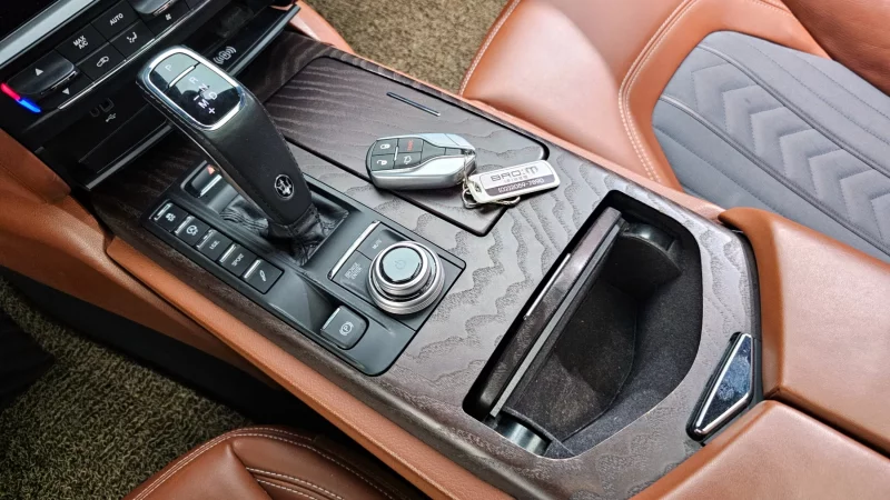 Maserati QUATTROPORTE