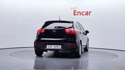 Kia pride