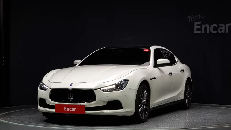 Maserati GHIBLI