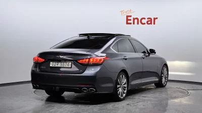 Hyundai Genesis
