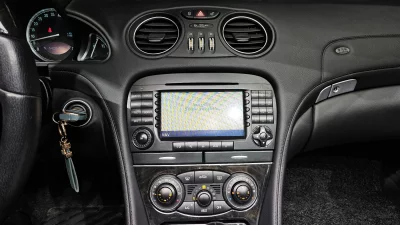 Mercedes-Benz SL-Class