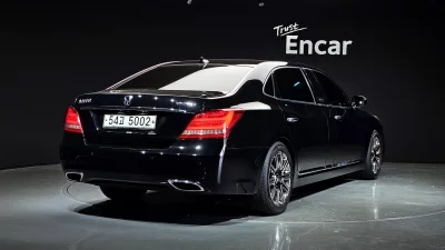 Hyundai Equus