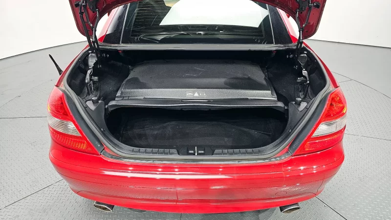 Mercedes-Benz SLK-Class