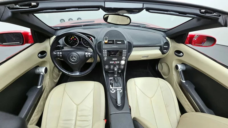 Mercedes-Benz SLK-Class