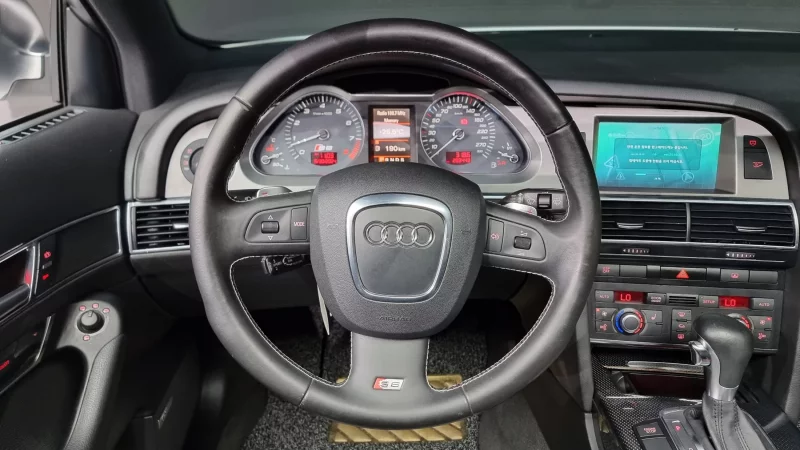 Audi S6