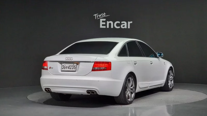 Audi S6