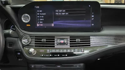 Lexus LS