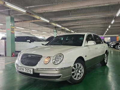 Kia OPIRUS