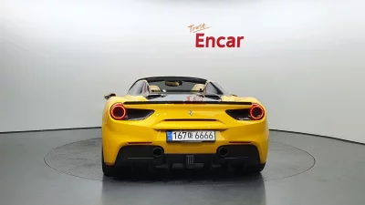 Ferrari 488