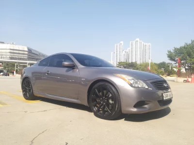 Infiniti G
