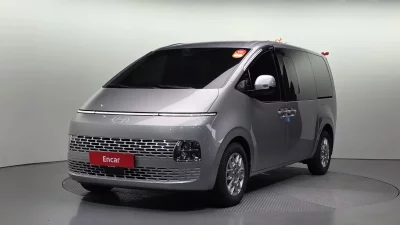 Hyundai Staria