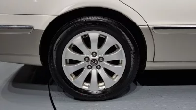Kia OPIRUS