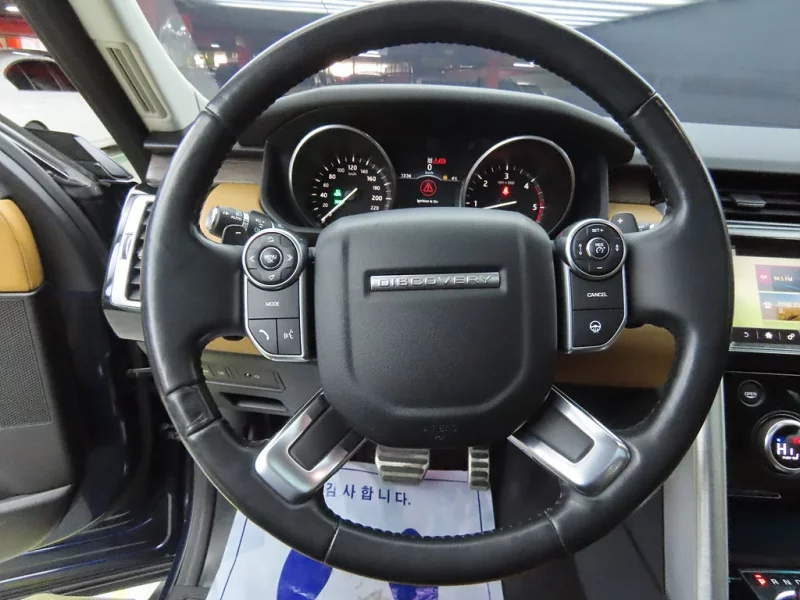 Land Rover DISCOVERY