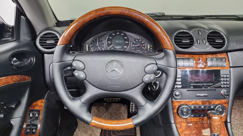 Mercedes-Benz CLK-Class